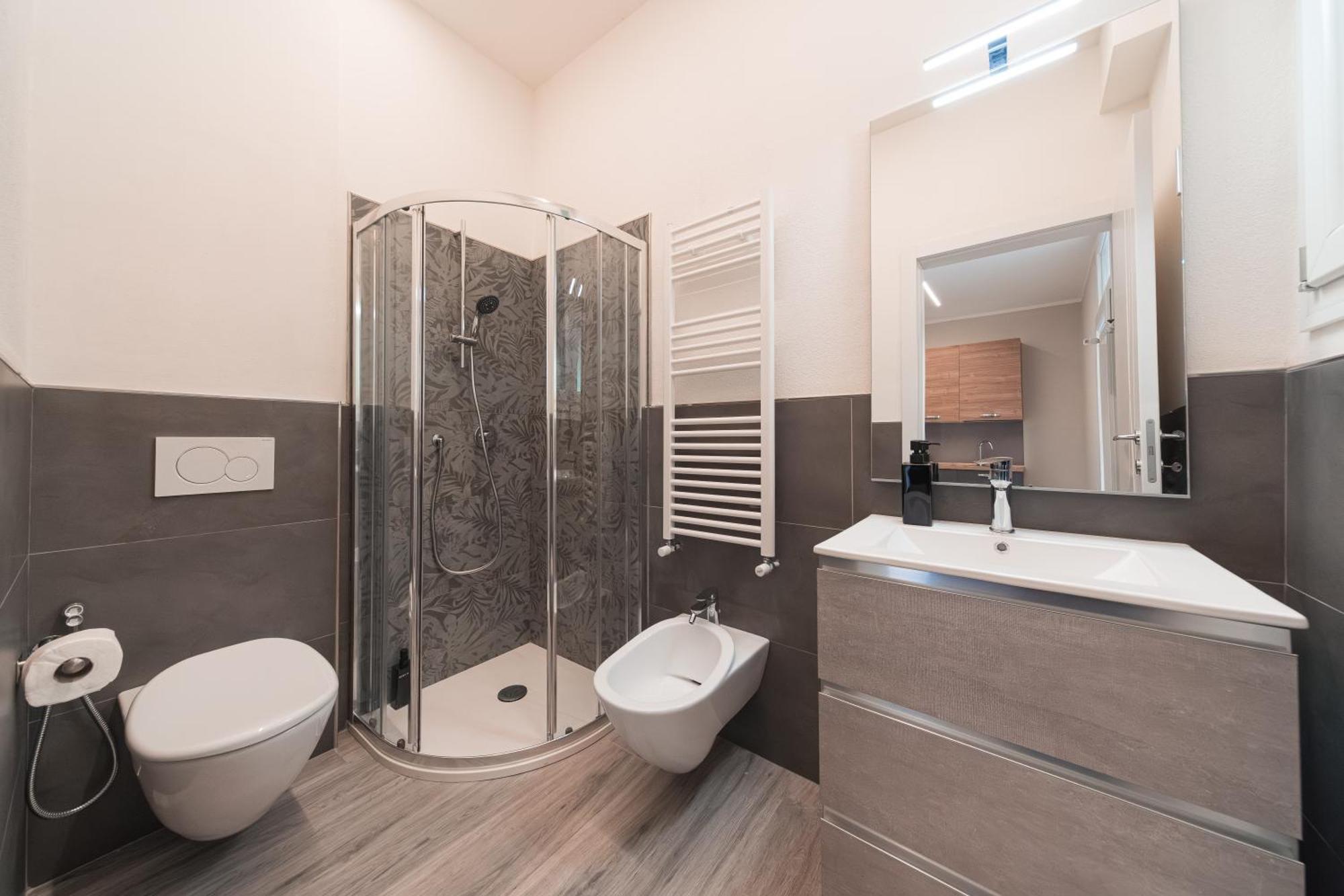 Dall'Arca Suites Bologna Station - Center - Fiera エクステリア 写真