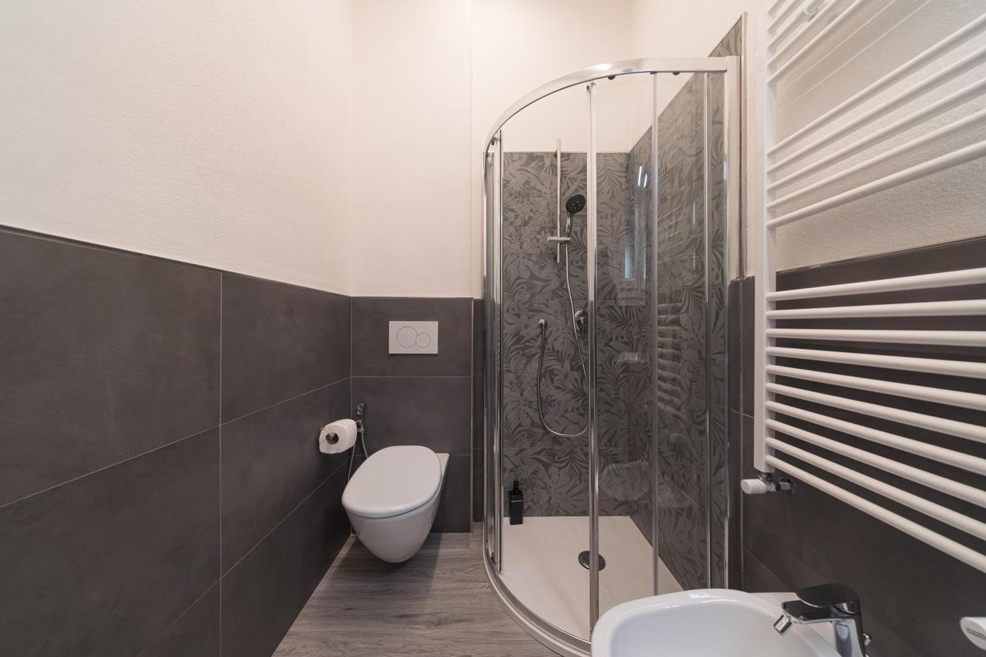 Dall'Arca Suites Bologna Station - Center - Fiera エクステリア 写真