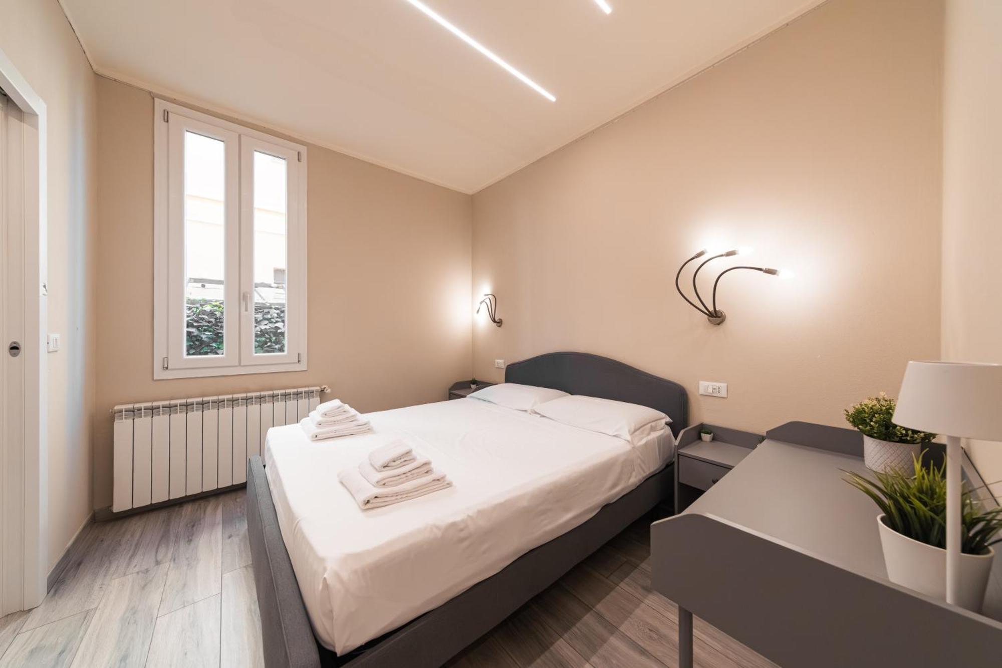 Dall'Arca Suites Bologna Station - Center - Fiera エクステリア 写真