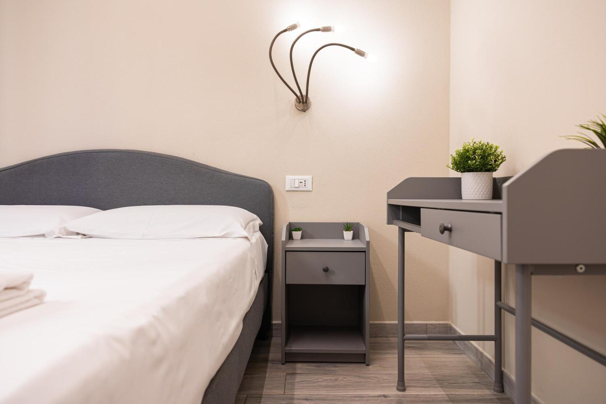 Dall'Arca Suites Bologna Station - Center - Fiera エクステリア 写真
