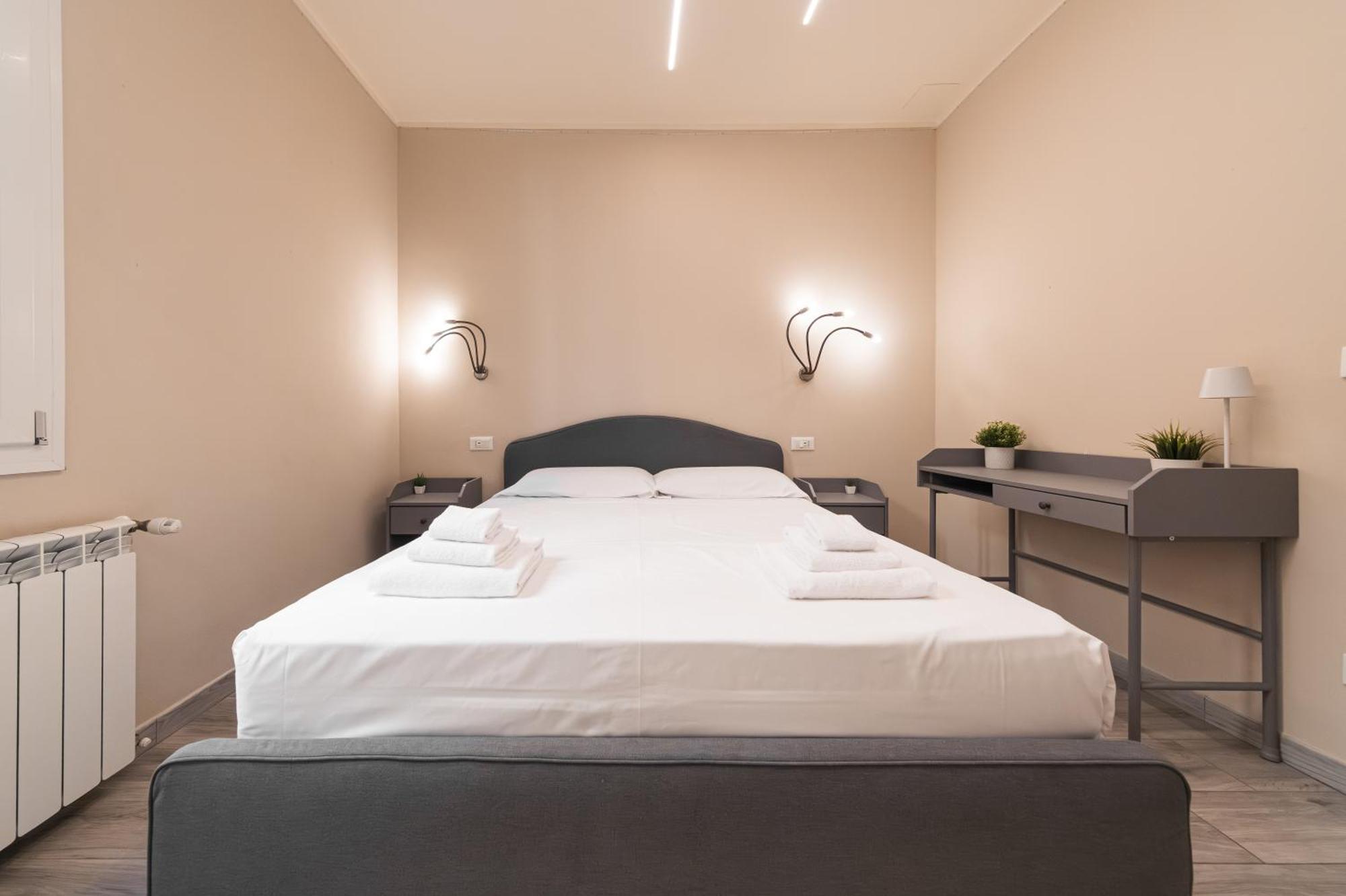 Dall'Arca Suites Bologna Station - Center - Fiera エクステリア 写真
